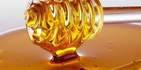 Hranljive, hidratantne i posvjetljujuće maske za kosu sa medom